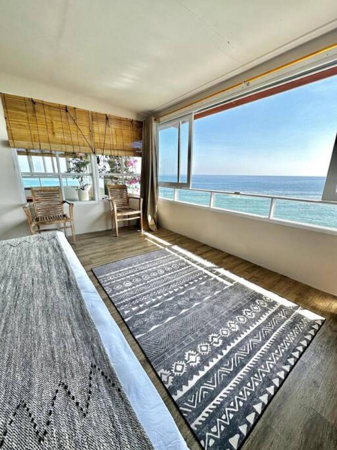 Beach Front Villa , All Mare 2 Uluwatu Eksteriør billede